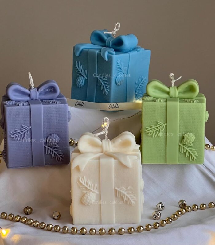 Candles_cabinet Xmas Candles Gifts for Home Party Room Table Decorations, Secret Santa Gift, Christmas Candle, Christmas Gift Box Candle, Multicolor, Pack of 4